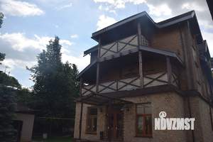 Дом 460м², 3-этажный, посуточно,