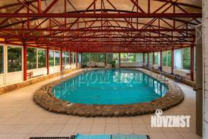 Дом 600м², 4-этажный, посуточно,