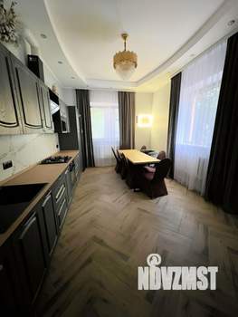 Дом 500м², 3-этажный, посуточно,