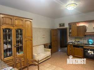 Коттедж 200м², 3-этажный, на длительный срок,