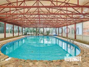 Дом 600м², 3-этажный, посуточно,