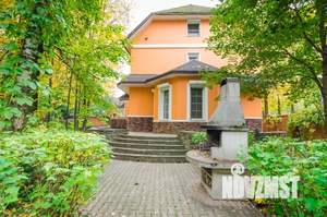 Дом 540м², 3-этажный, посуточно,