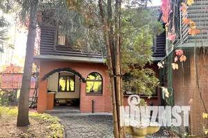 Дом 300м², 2-этажный, посуточно,