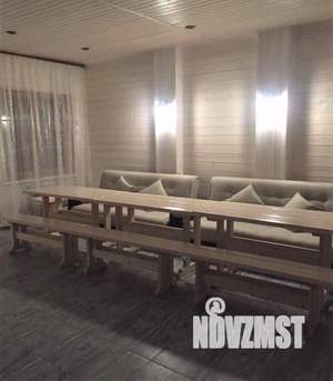 Дом 320м², 2-этажный, посуточно,