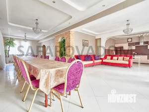 Дом 600м², 3-этажный, посуточно,