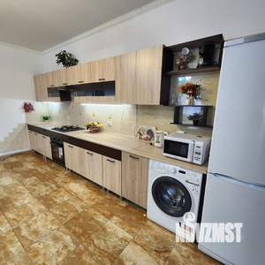 Коттедж 180м², 2-этажный, на длительный срок,