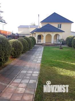 Дом 700м², 3-этажный, посуточно,