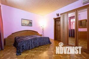 Дом 611м², 3-этажный, посуточно,