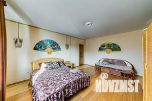 Дом 562м², 3-этажный, посуточно,