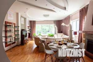 Дом 630м², 3-этажный, посуточно,