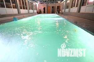 Дом 834м², 3-этажный, посуточно,