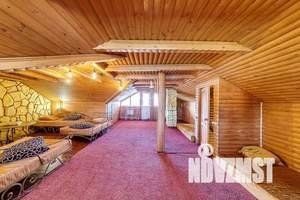 Дом 562м², 3-этажный, посуточно,