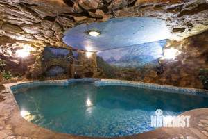 Дом 530м², 2-этажный, посуточно,