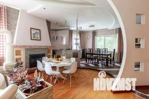 Дом 630м², 3-этажный, посуточно,