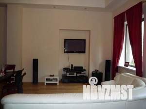 Дом 760м², 3-этажный, посуточно,