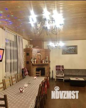 Дом 200м², 2-этажный, посуточно,