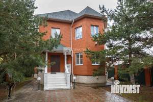 Дом 277м², 4-этажный, участок 9 сот.