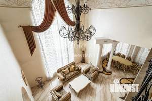 Дом 630м², 3-этажный, участок 10 сот.