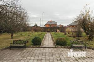 Дом 264м², 3-этажный, участок 8 сот.