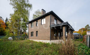 Дом 200м², 2-этажный, участок 5 сот.