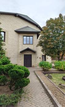 Дом 650м², 3-этажный, участок 23 сот.