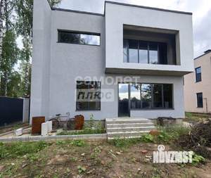 Коттедж 240м², 2-этажный, участок 5 сот.