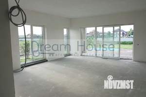 Дом 200м², 2-этажный, участок 10 сот.