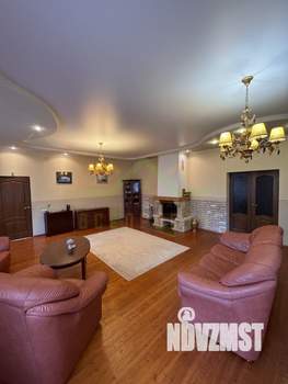 Дом 462м², 3-этажный, участок 18 сот.