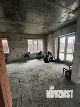 Дом 240м², 2-этажный, участок 9 сот.