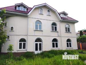 Дом 495м², 3-этажный, участок 12 сот.