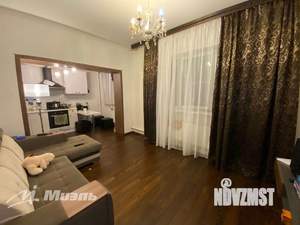 Дом 198м², 2-этажный, участок 9 сот.