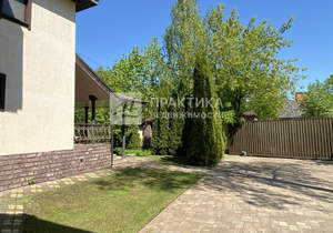 Дом 315м², 3-этажный, участок 8 сот.