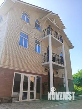 Коттедж 159м², 3-этажный, участок 2 сот.