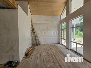 Дом 189м², 2-этажный, участок 10 сот.