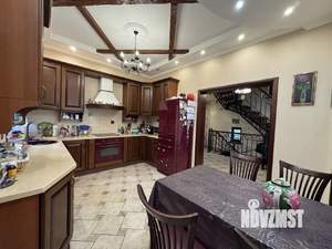 Дом 300м², 2-этажный, участок 15 сот.