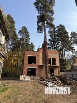 Коттедж 180м², 2-этажный, участок 6 сот.