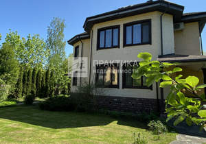 Дом 315м², 3-этажный, участок 8 сот.