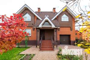 Коттедж 274м², 3-этажный, участок 6 сот.