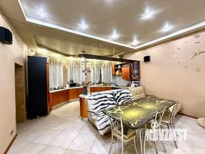 Дом 275м², 2-этажный, участок 7 сот.