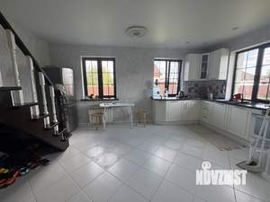 Дом 83м², 2-этажный, участок 6 сот.