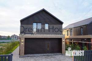 Дом 200м², 2-этажный, участок 10 сот.