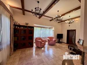 Дом 300м², 2-этажный, участок 15 сот.