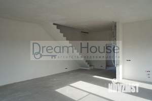 Дом 200м², 2-этажный, участок 10 сот.