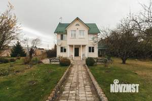 Дом 264м², 3-этажный, участок 8 сот.