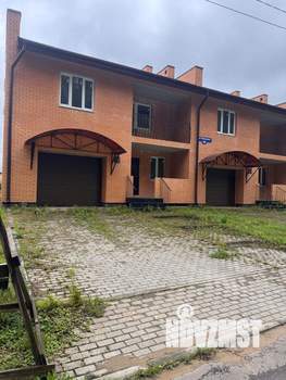 Таунхаус 297м², 3-этажный, участок 6 сот.