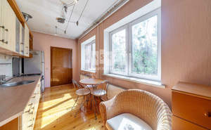 Дом 200м², 2-этажный, участок 14 сот.