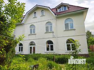 Дом 495м², 3-этажный, участок 12 сот.