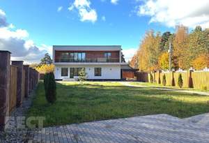 Дом 333м², 2-этажный, участок 11 сот.