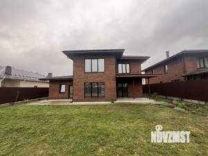 Дом 240м², 2-этажный, участок 9 сот.