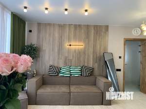 Дом 92м², 2-этажный, участок 6 сот.